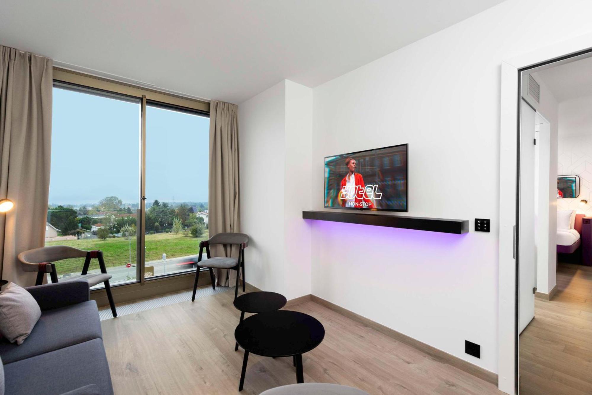 Yotel Geneva Lake Founex 外观 照片